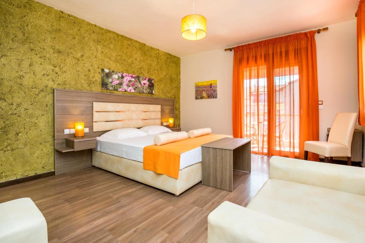 Garden Aparthotel Limenaria  Exterior photo